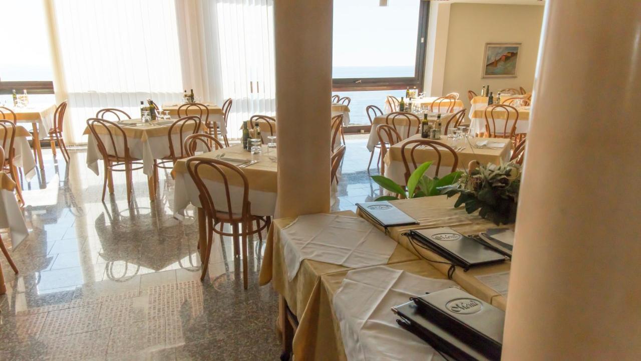 Hotel La Caletta Torre dei Corsari Kültér fotó